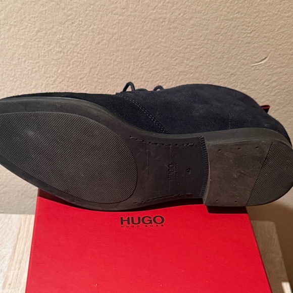 HUGO Navy Chukka Boots for Men main image 7
